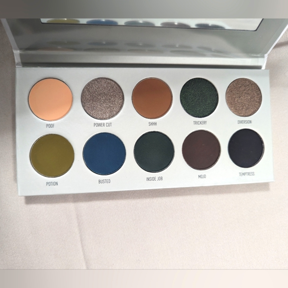Jaclyn Hill Morphe Dark Magic Eyeshadow Palette